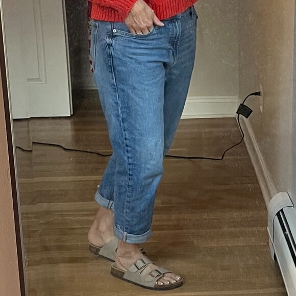 GAP Denim - Like New! Gap Universal Slim Boyfriend Jeans Size 29/8 with Raw Hem